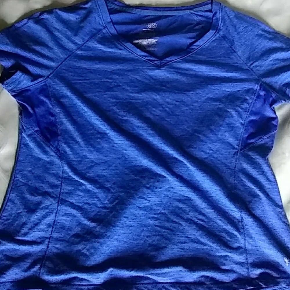 Donskin now athletic shirt